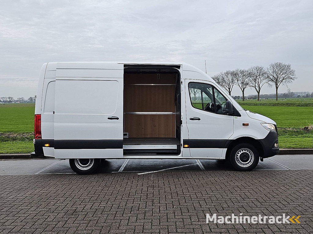 MERCEDES-BENZ SPRINTER 317 l2h2 mbux navi rwd!