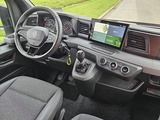 Minituur van RENAULT MASTER 2.3 l2h2 3-zits carplay!