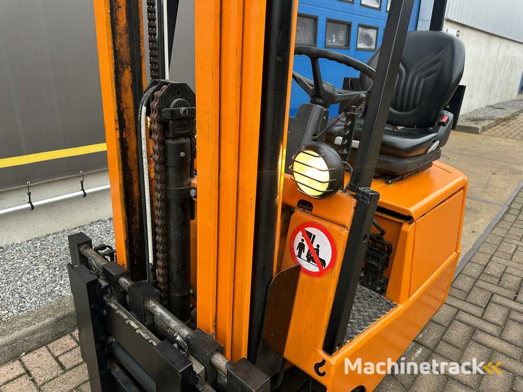 VS-21930 Elektrische compacte triplex heftruck Still R 50-10