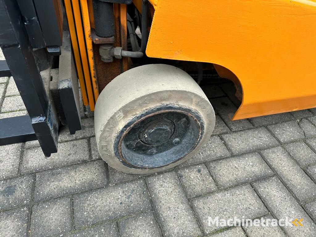 VS-21930 Elektrische compacte triplex heftruck Still R 50-10