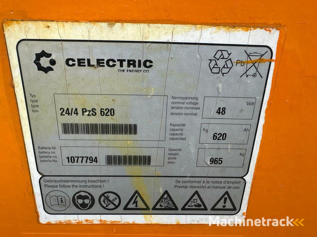 VS-21964 Triplex reachtruck Still FMX14 BJ2018