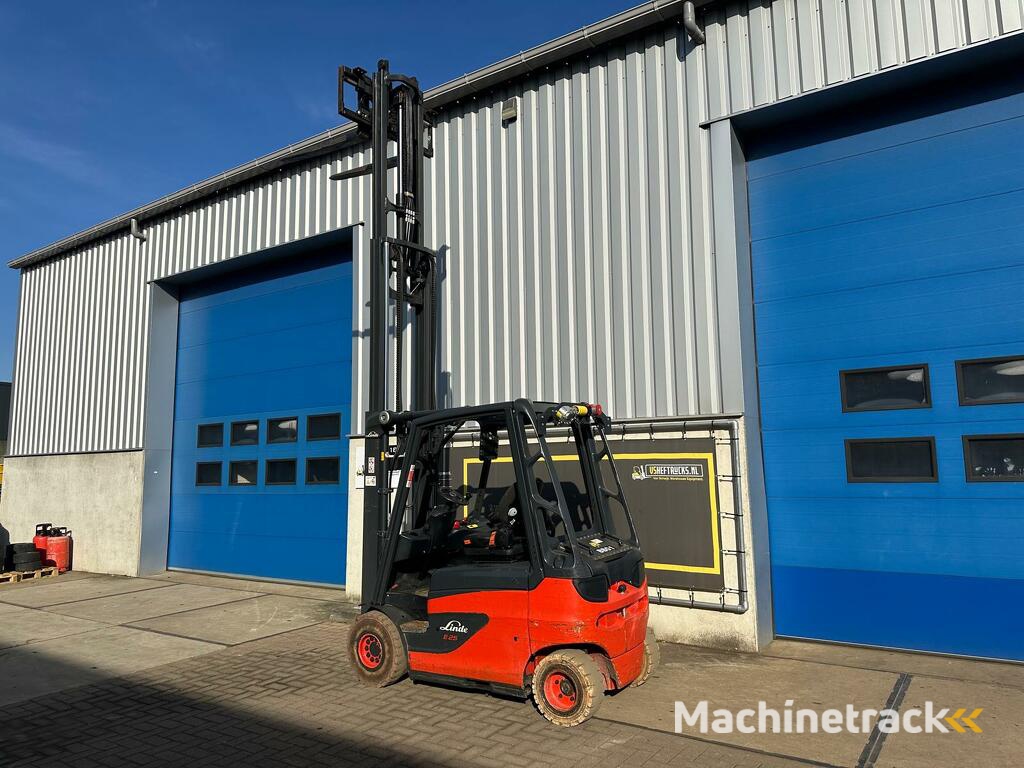 VS-22049 Elektrische triplex ATEX heftruck Linde E25 BJ2015