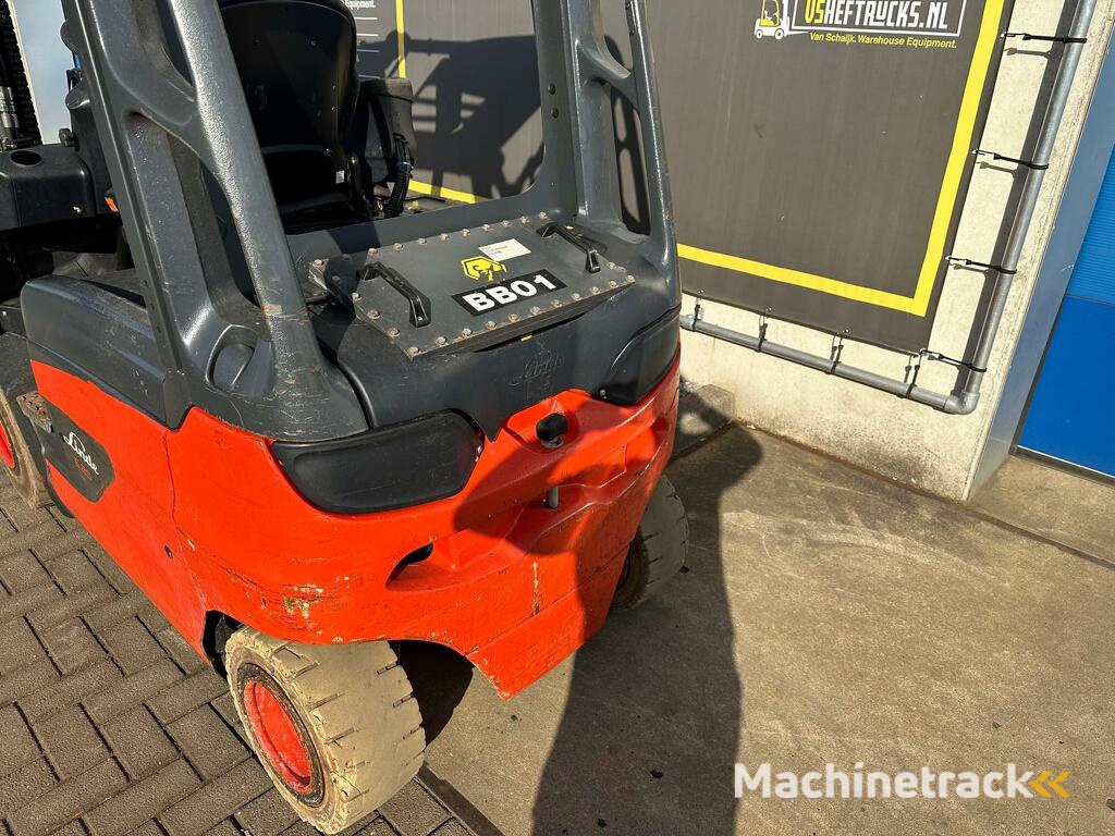 VS-22049 Elektrische triplex ATEX heftruck Linde E25 BJ2015