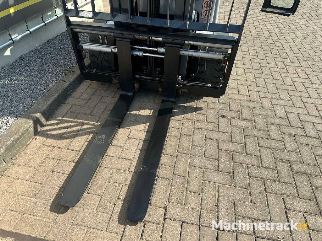 VS-22140 Elektrische triplex heftruck Still RX60-35 Vorkenspreider