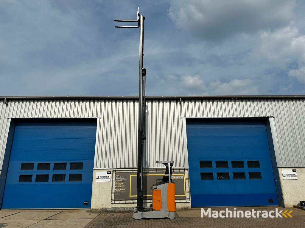 VS-22151 Reachtruck FM-X14 BJ2015 9.200mm Sideshift