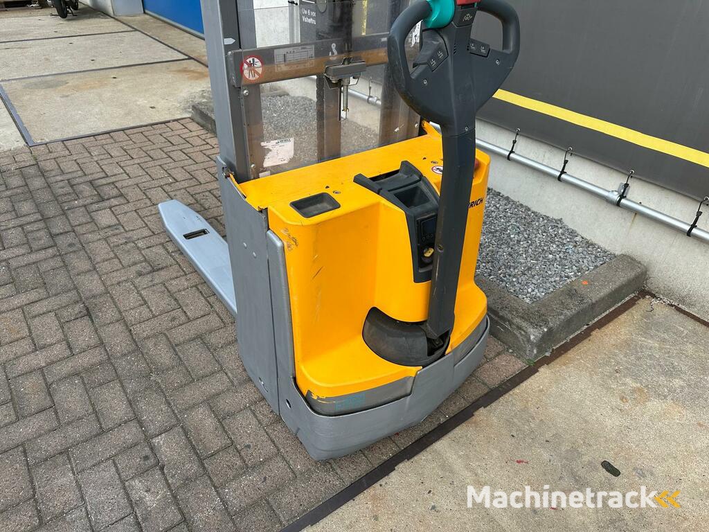 VS-22409 Elektrische stapelaar JungheinrichEMD118i Initiele lift 1860mm