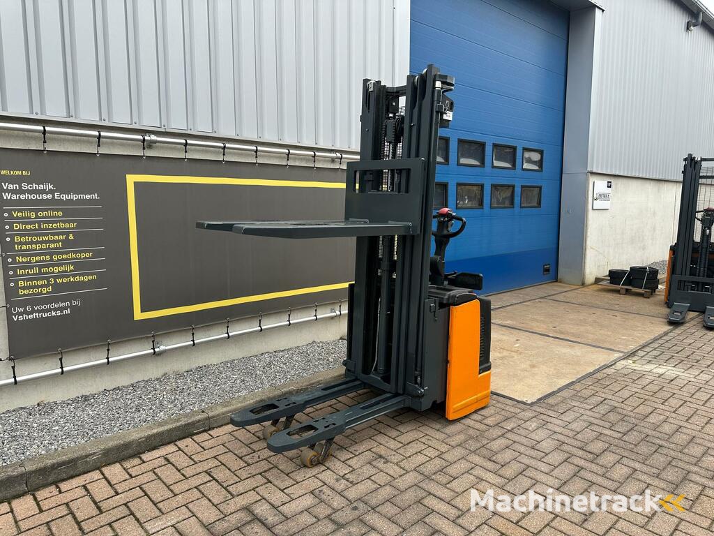 VS-22376 Elektrische triplex stapelaar Still EGVS14LB 4940mm initiele lift