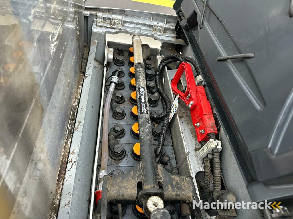 VS-22422  Elektrische triplex stapelaar Still EXVSF14 5016mm