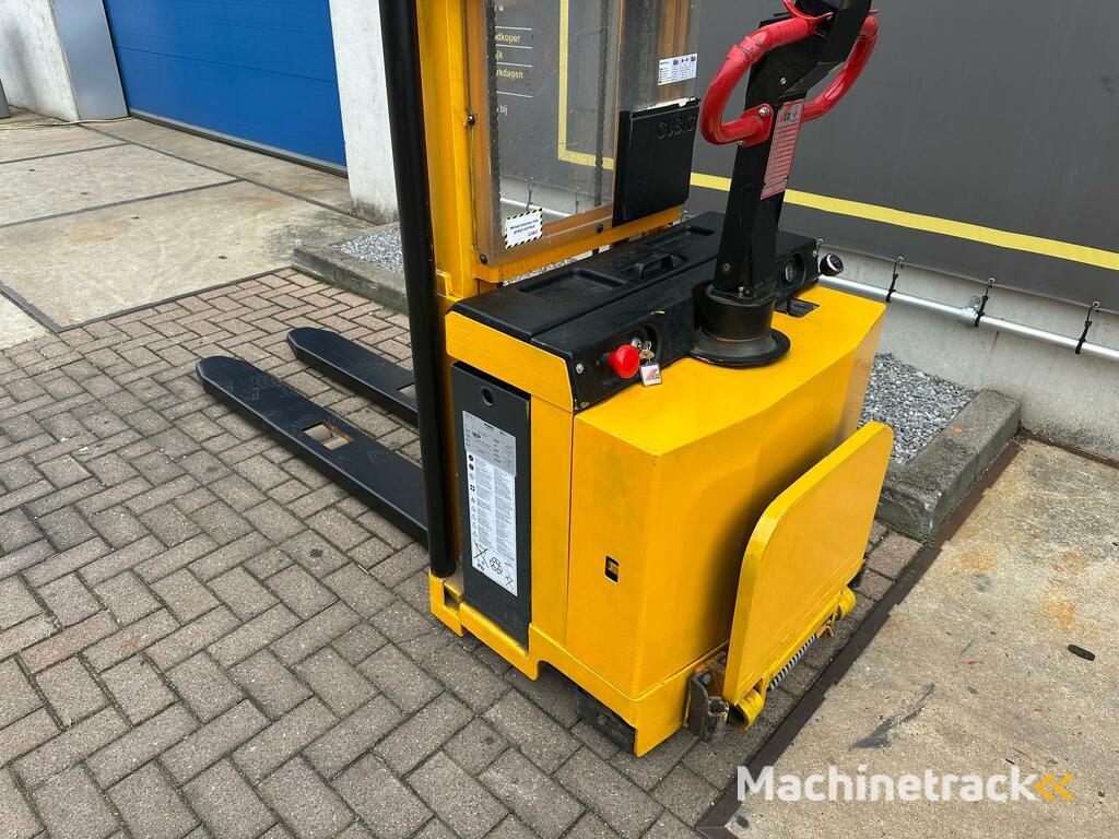 VS-22448 Elektrische stapelaar S14i lange lepels 3.350mm