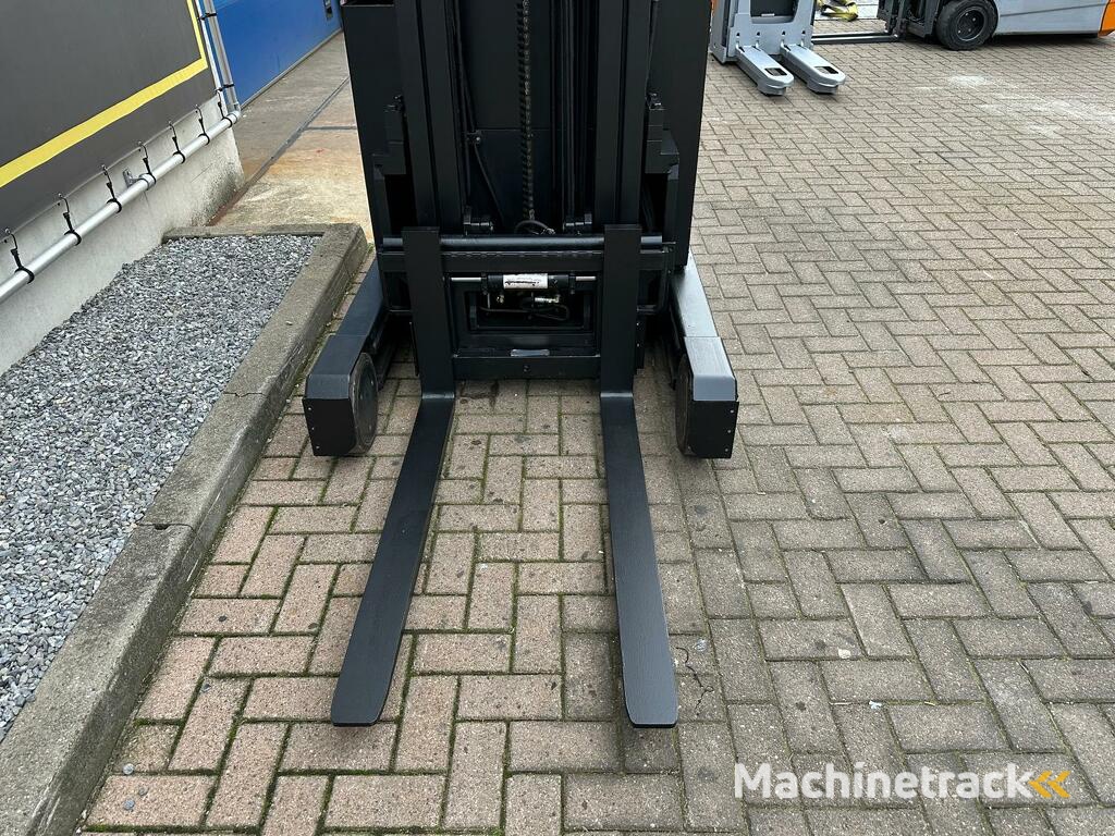 VS-22457 Reachtruck BT RRM14 Freelift 6300mm Sideshift