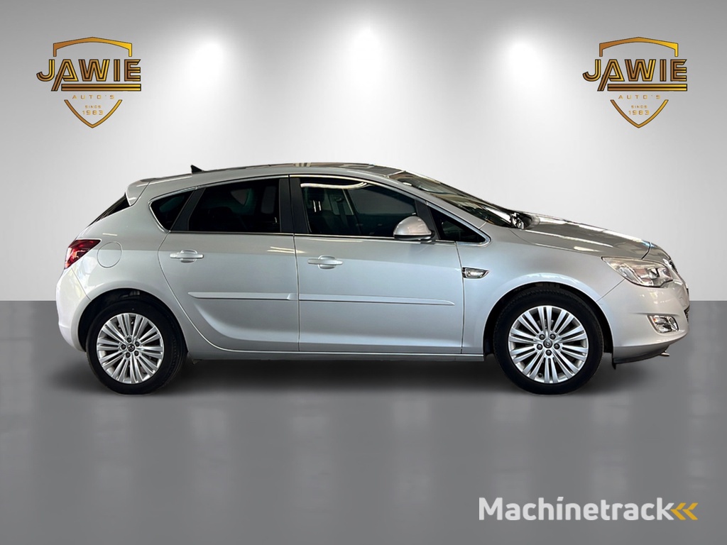 Opel Astra 1.4 Turbo Sport 15-XVX-1