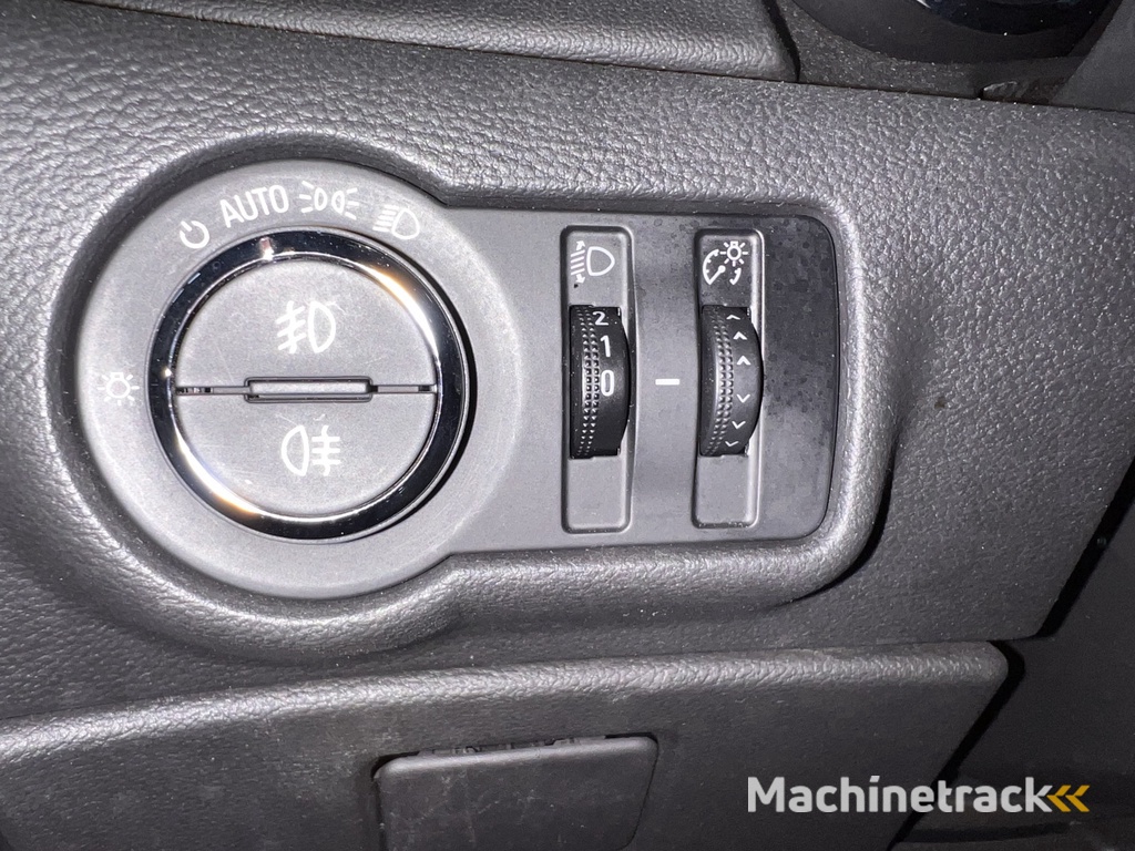 Opel Astra 1.4 Turbo Sport 15-XVX-1