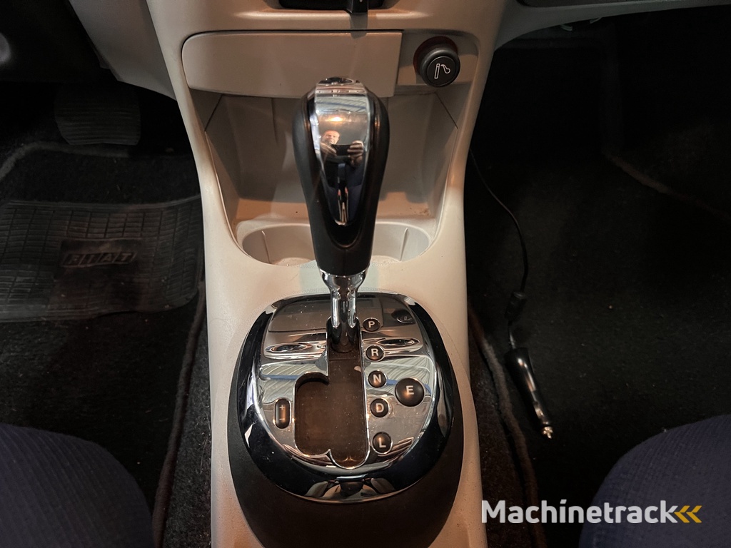 Fiat Punto 1.2-16V Dynamic automaat 73-PK-PS