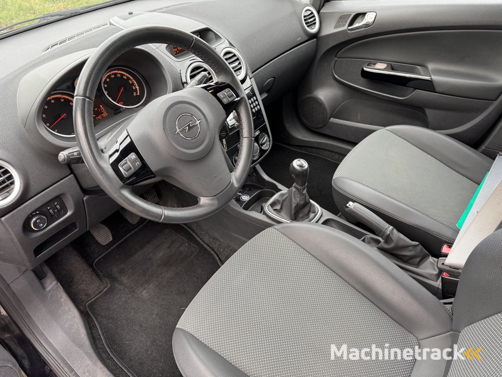 Opel Corsa 1.4-16V Cosmo X-115-KS