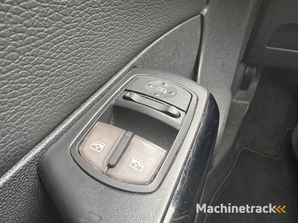 Opel Corsa 1.4-16V Cosmo X-115-KS