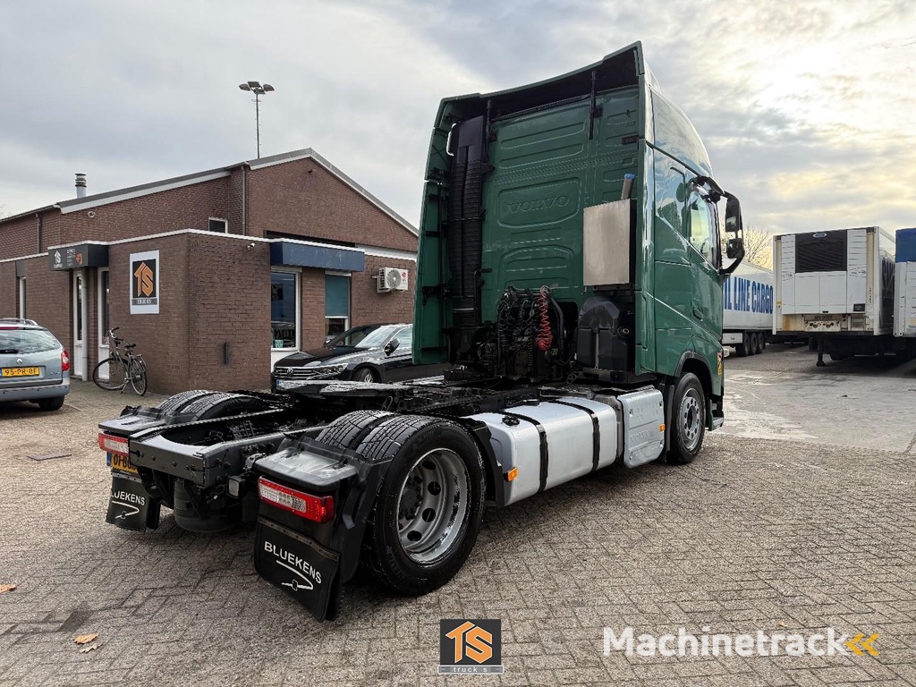 Volvo FH 460 - 2 TANKS - NL TOP TRUCK - HEBESATTEL - LIFTING FIFTH WHEEL - TUV 7/26 TS737286