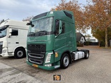 Minituur van Volvo FH 460 - 2 TANKS - NL TOP TRUCK - HEBESATTEL - LIFTING FIFTH WHEEL - TUV 7/26 TS737286