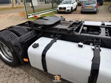 Minituur van Volvo FH 460 - 2 TANKS - NL TOP TRUCK - HEBESATTEL - LIFTING FIFTH WHEEL - TUV 7/26 TS737286