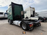 Minituur van Volvo FH 460 - 2 TANKS - NL TOP TRUCK - HEBESATTEL - LIFTING FIFTH WHEEL - TUV 7/26 TS737286