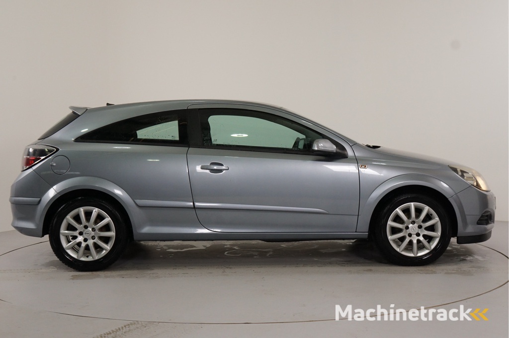 Opel Astra GTC 1.6 Temptation | Airco | Navi | Cruise | PDC |