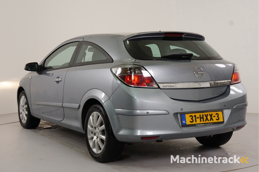 Opel Astra GTC 1.6 Temptation | Airco | Navi | Cruise | PDC |