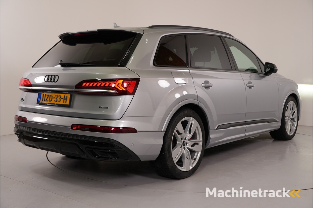 Audi Q7 60 TFSI e PHEV 463 pk quattro S-Line Sport/Plus | Trekhaak | Head-up | Adaptieve Cruise | Camera | Laser | Memory | /City/Tour pakket |