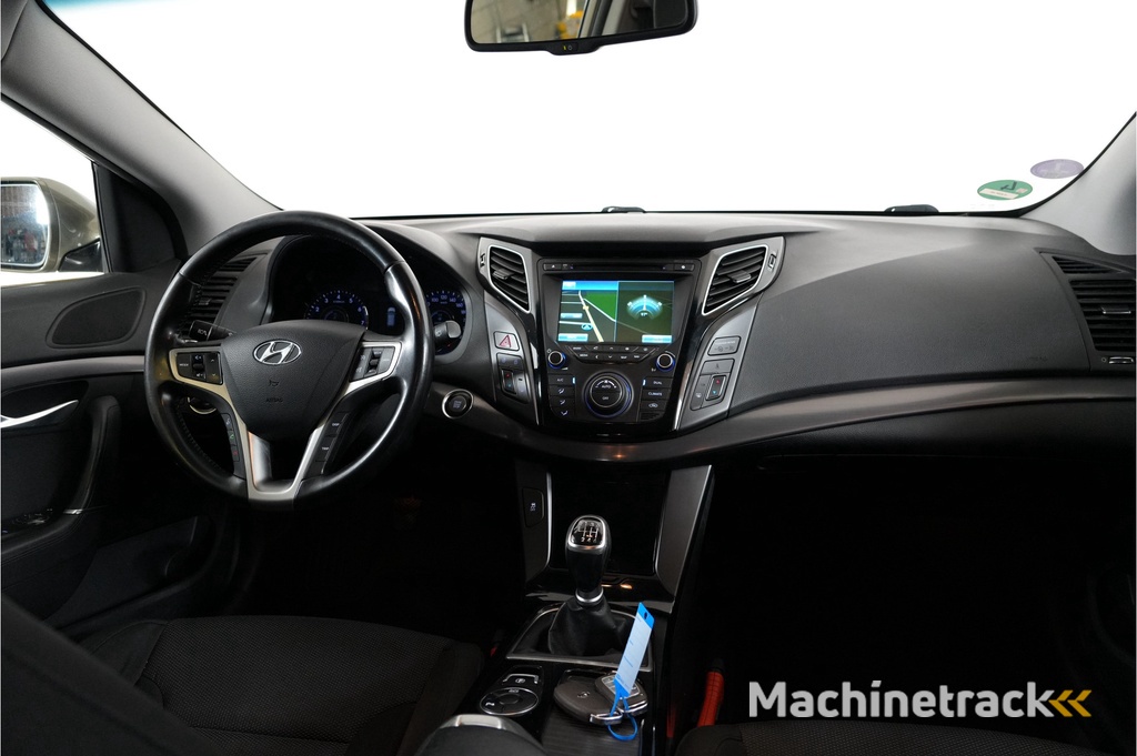 Hyundai i40 Wagon 1.6 GDI Blue Go! Edition | Camera | Navi | Cruise | Climate |