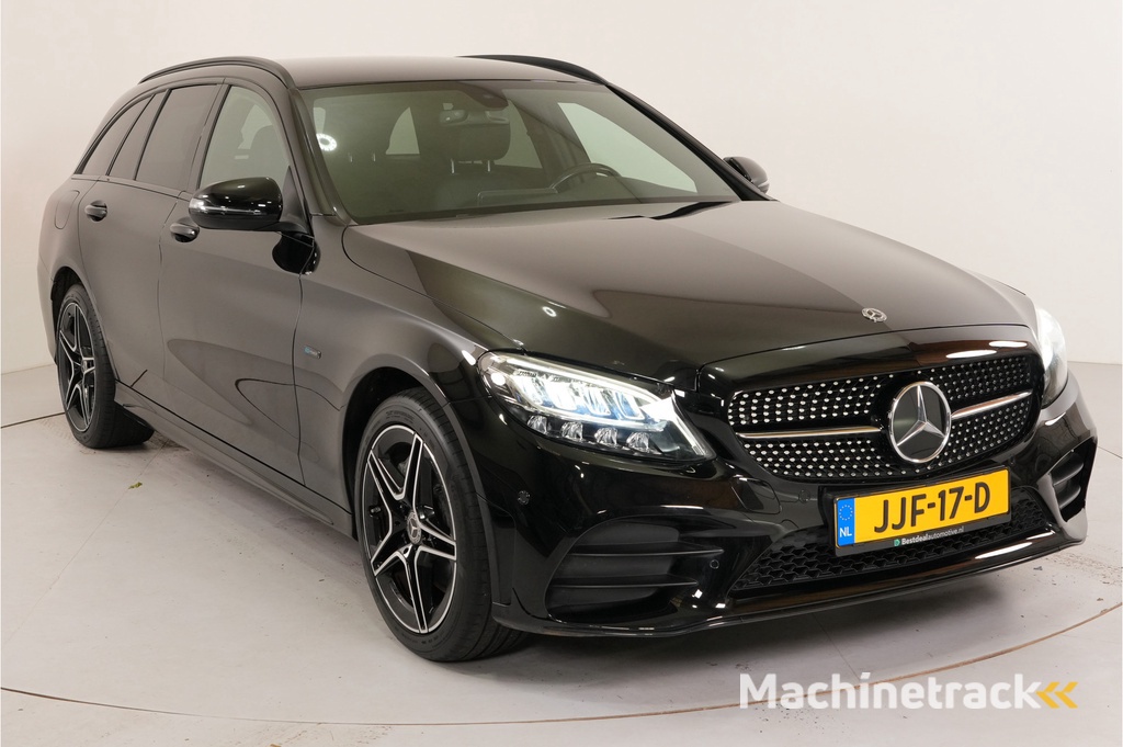 Mercedes-Benz C-klasse Estate 300 e AMG Night PHEV 320 pk | Camera | Stl. verw. | Memory | El. achterklep | Inparkeer |