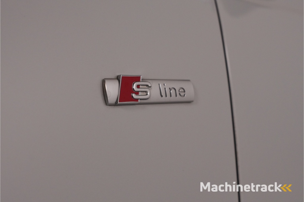 Audi Q3 1.4 TFSI S-Line | Leder | Navi | Bose | Stl. verw. | Cruise | Dodehoek |