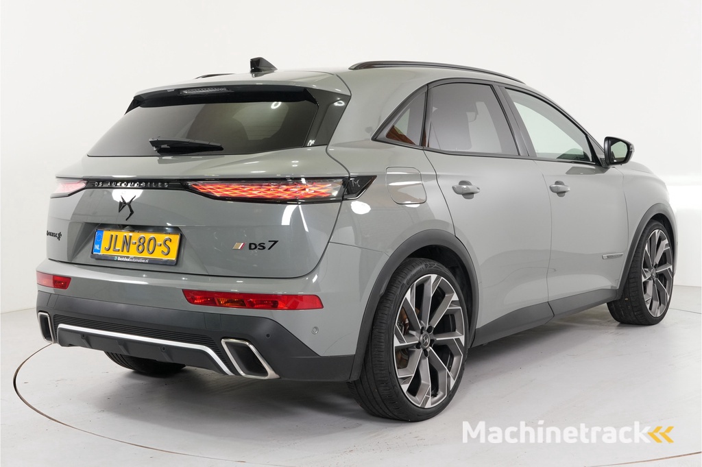 DS 7 Crossback 1.6 E-Tense PHEV 300 pk 4x4 La Première | Nachtzicht | Massagestoelen | Focal Electra Audio | Nappa Lederen bekleding | 360° Camera |