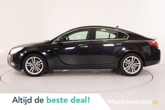 opel-insignia-1.6-t-cosmo-trekhaak-parrot-navigatie