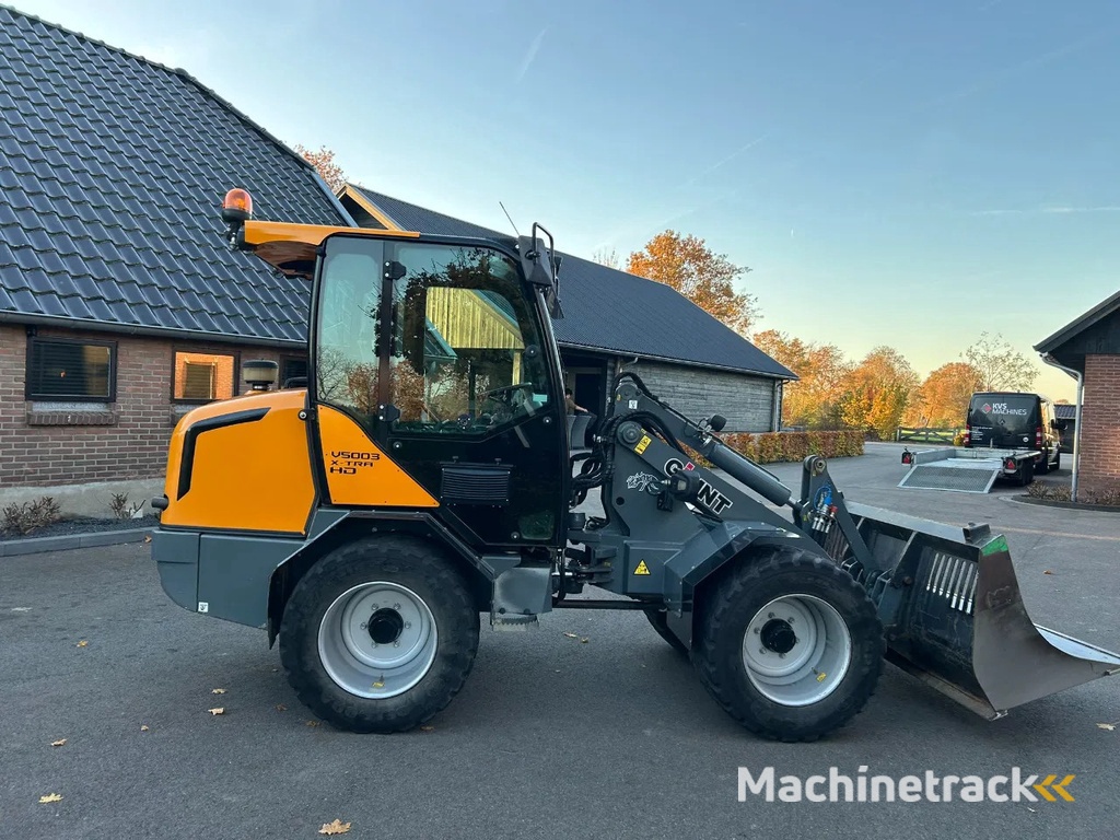 Giant V5003 X-tra HD