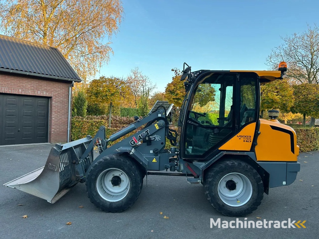 Giant V5003 X-tra HD