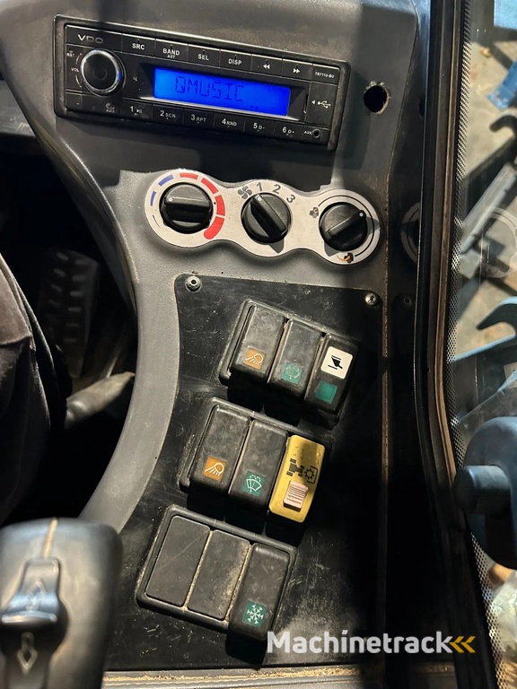 Giant V5003 X-tra HD