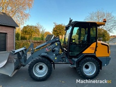 giant-v5003-x-tra-hd