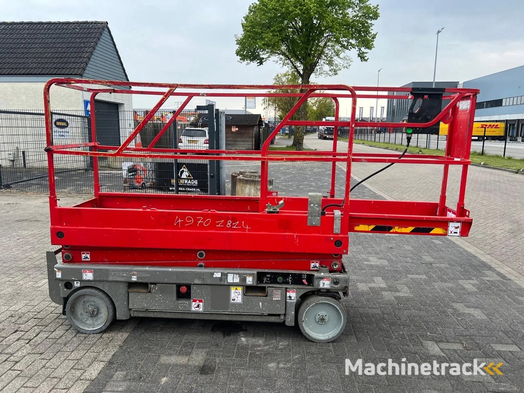 Haulotte Compact 8 hoogwerker - schaarlift - 8.2M hoogwerker - schaarlift - 8.2M