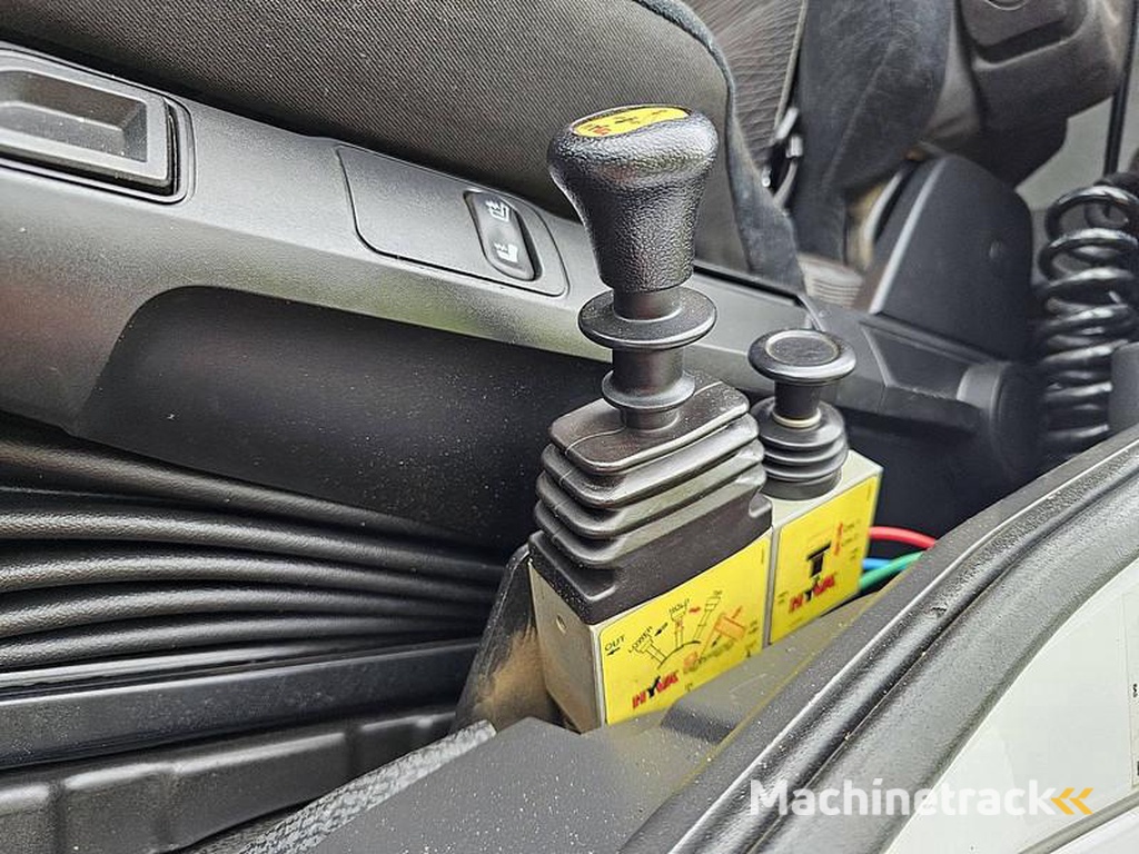 Mercedes AROCS 3243 FASSI F175A023