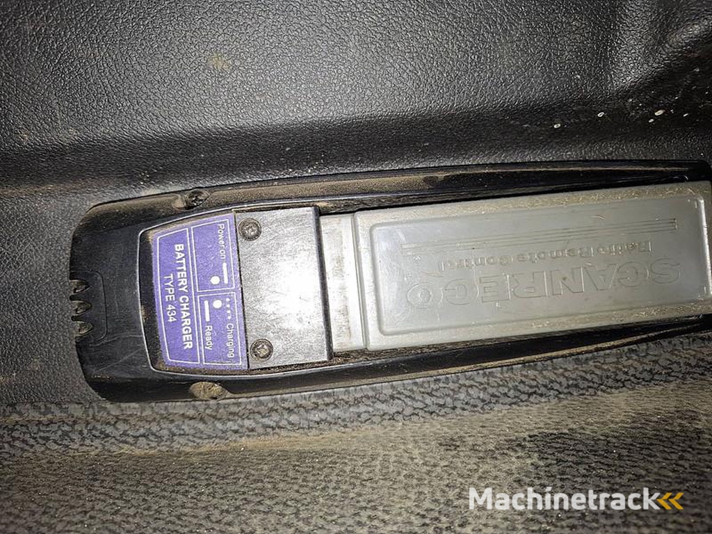 Mercedes AROCS 3243 FASSI F175A023