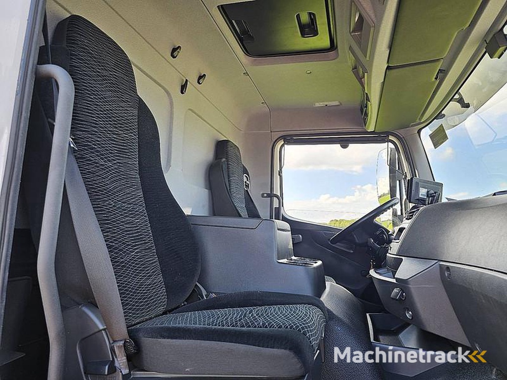 Mercedes ATEGO 1230 TAILLIFT AIRCO AHK