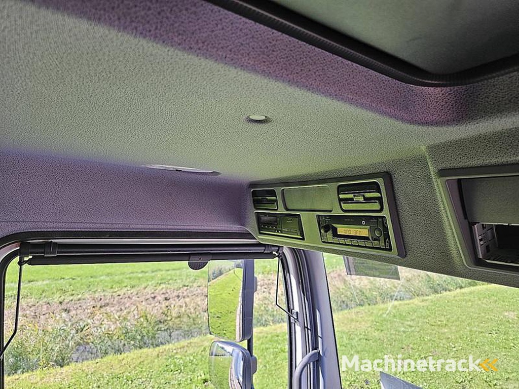 Mercedes ATEGO 1230 TAILLIFT AIRCO AHK