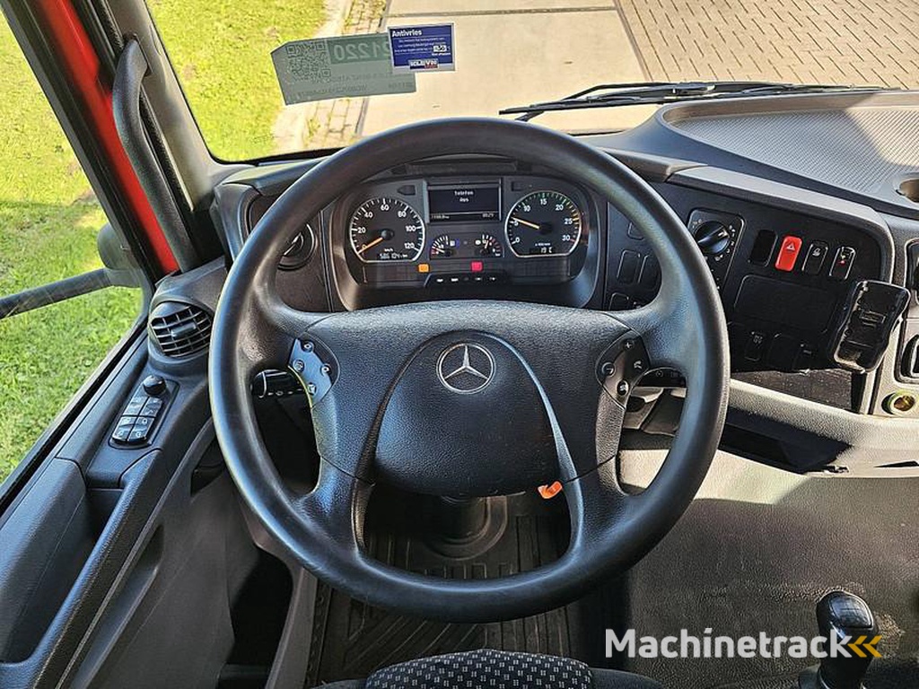 Mercedes ATEGO 818 MANUAL AIRCO LIFT