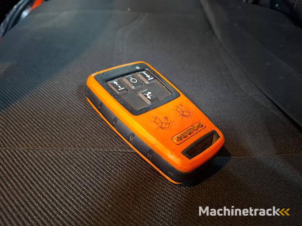 Iveco 120E25-EUROCARGO-AIRCO-TAILLIFT