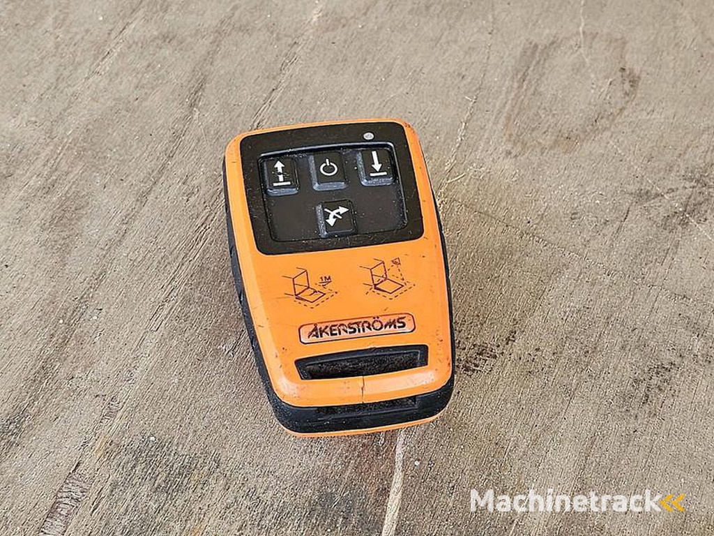 Iveco 120E25-EUROCARGO-AIRCO-TAILLIFT