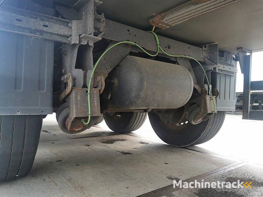 Schmitz-Cargobull SKO