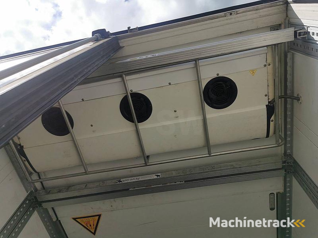 Schmitz-Cargobull SKO