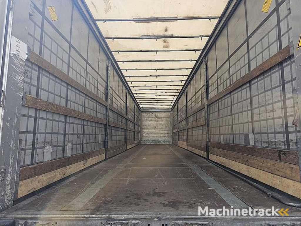 Schmitz-Cargobull N/A COIL