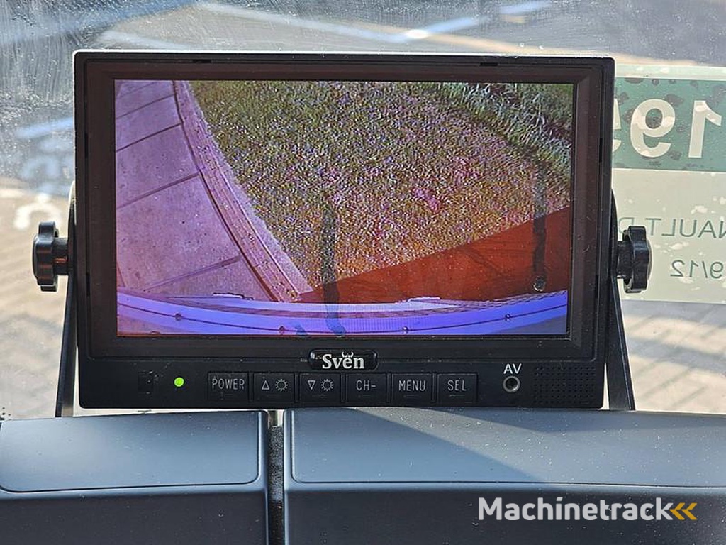 Renault D-250-11.9T-A-C-NEW-ENGINE