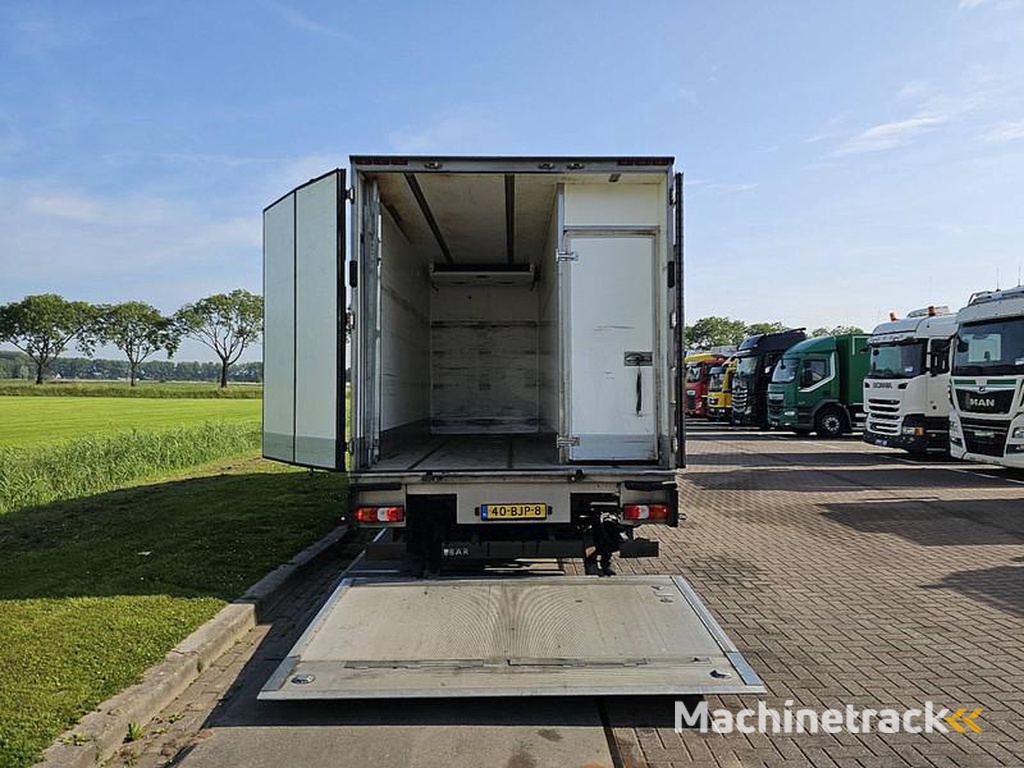 Mercedes ATEGO 824 CARRIER MULTI TEMP