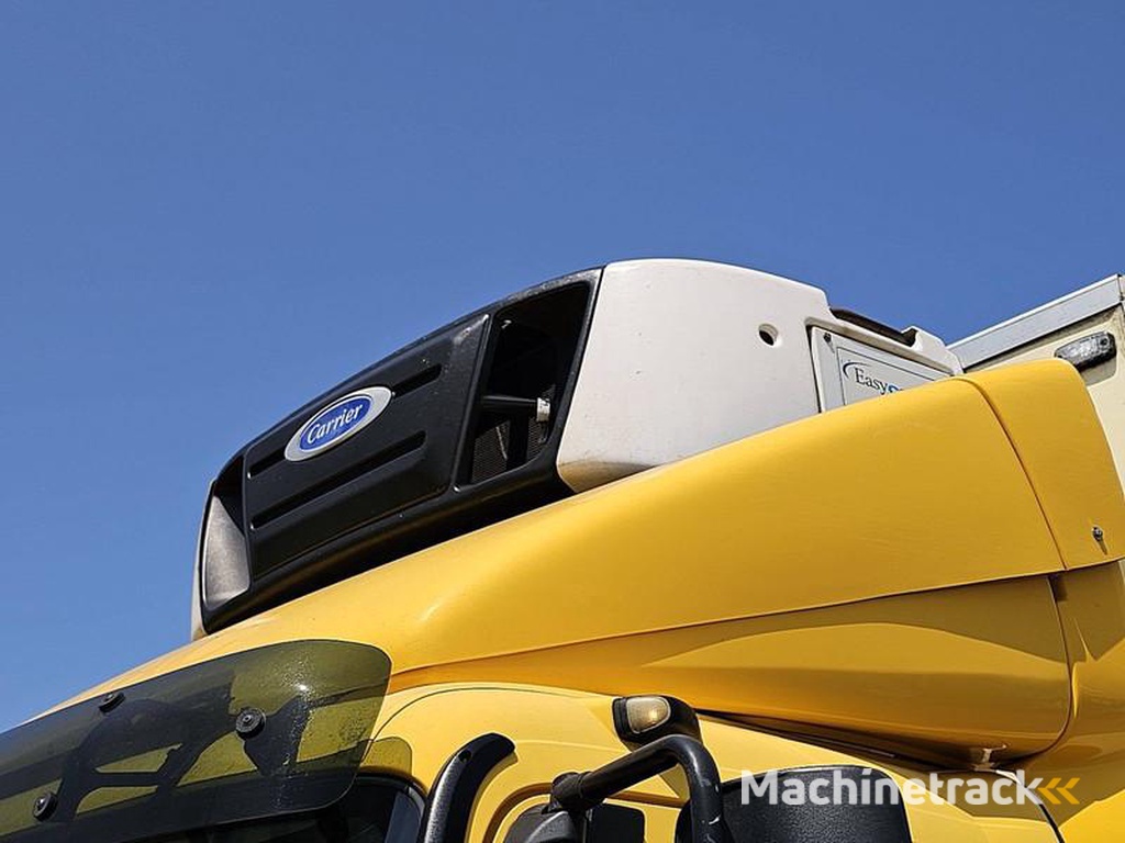 Mercedes ATEGO 824 CARRIER MULTI TEMP