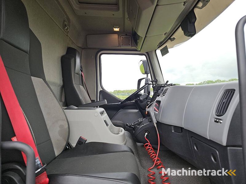 Renault D-250-11.9T-A-C-NEW-ENGINE